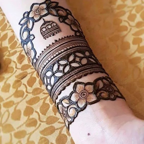 engagement-mehndi-design