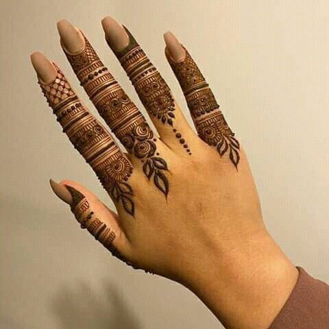 finger-mehndi-design