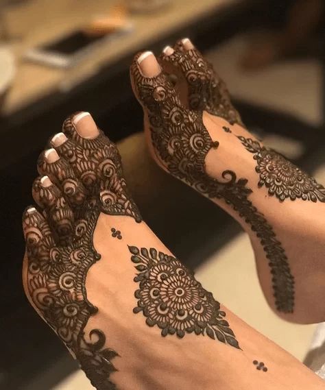foot-mehndi-arabic-design