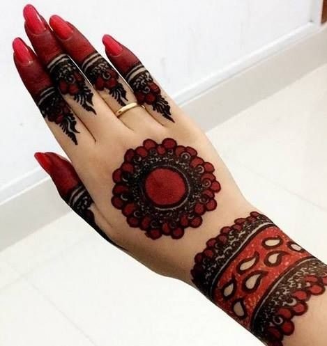 gol-tiki-mehndi-design-simple
