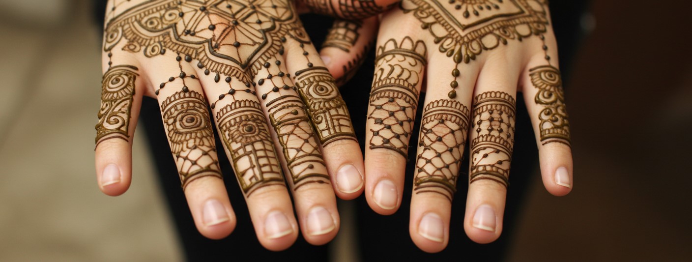simple-mehndi-finger simple-mehndi-finger